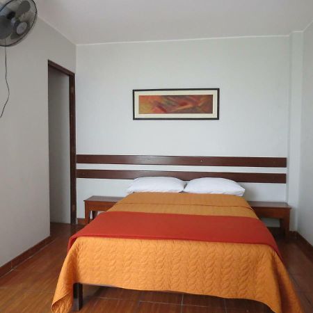 Miraflores Inn Лима Экстерьер фото