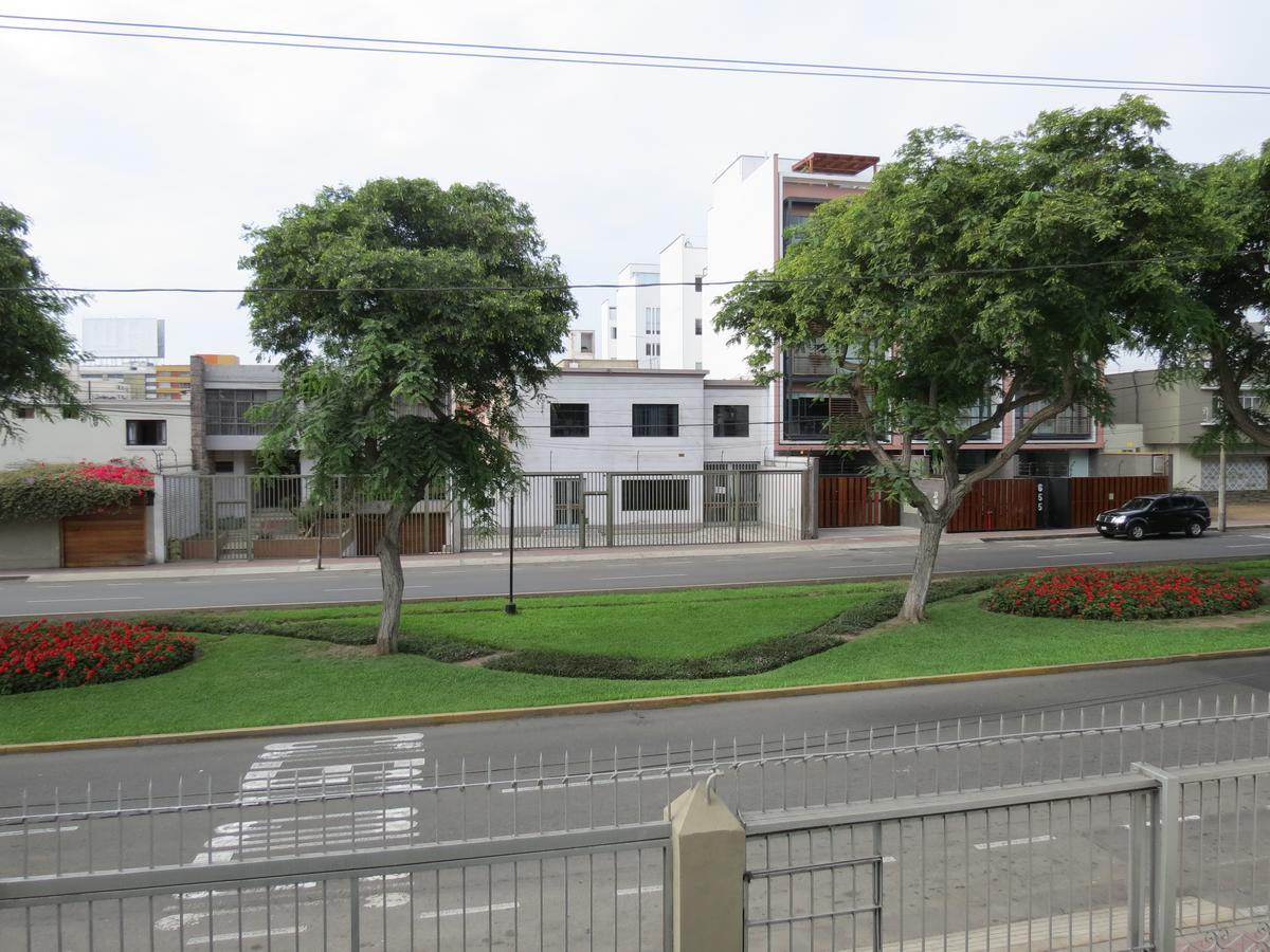 Miraflores Inn Лима Экстерьер фото